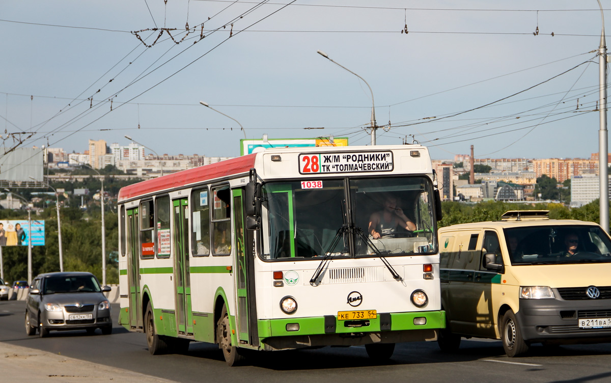 Новосибирская область, ЛиАЗ-5256.35 № КЕ 733 54