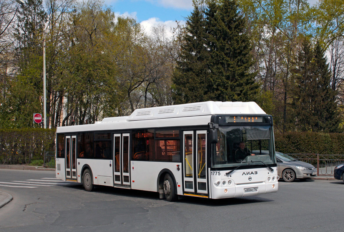 Sverdlovsk region, LiAZ-5292.67 (CNG) # 1775