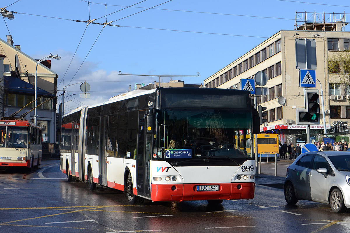 Литва, Neoplan N4421/3 Centroliner № 999