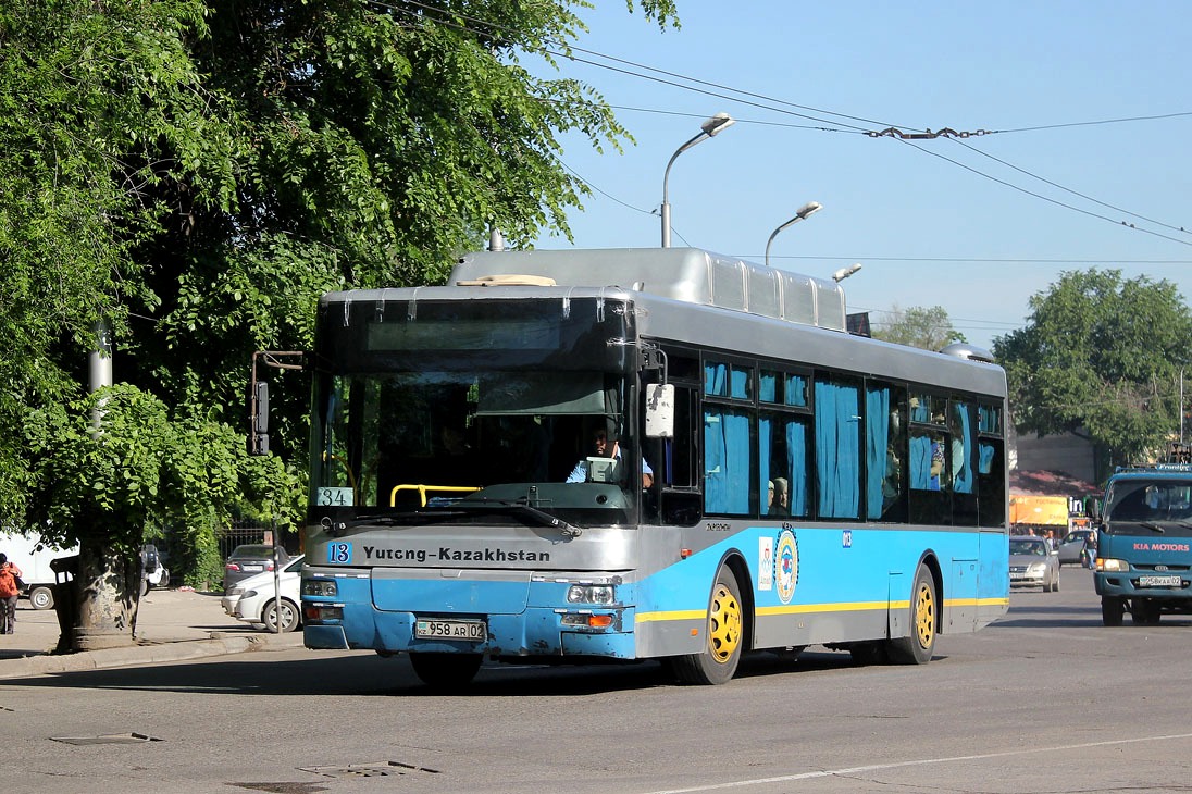 Алматы, Yutong ZK6120HGM № 013