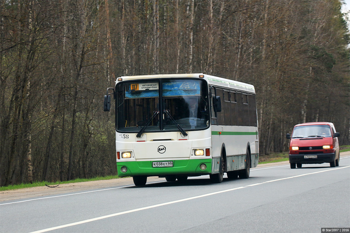 Псковская область, ЛиАЗ-5256.26 № 358