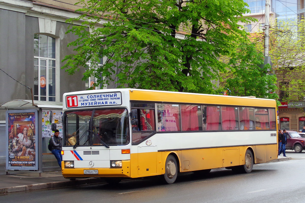 Saratov region, Mercedes-Benz O405 Nr. А 096 МО 164