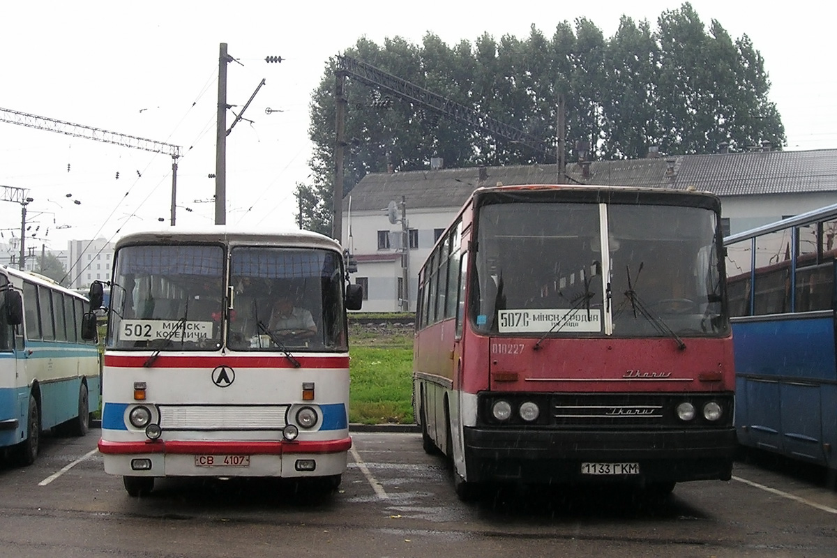 Гродненская область, ЛАЗ-699Р № СВ 4107; Гродненская область, Ikarus 256 № 010227