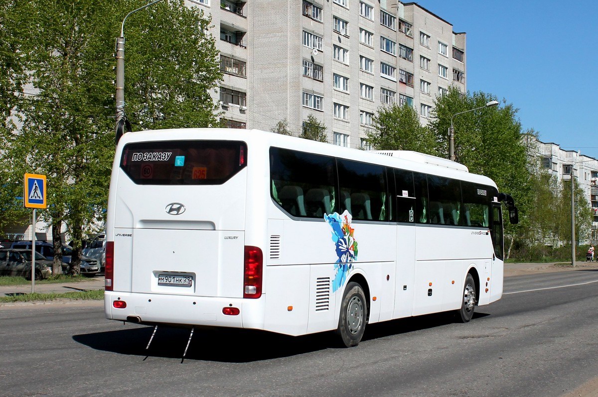 Архангельская область, Hyundai Universe Space Luxury № М 901 НК 29