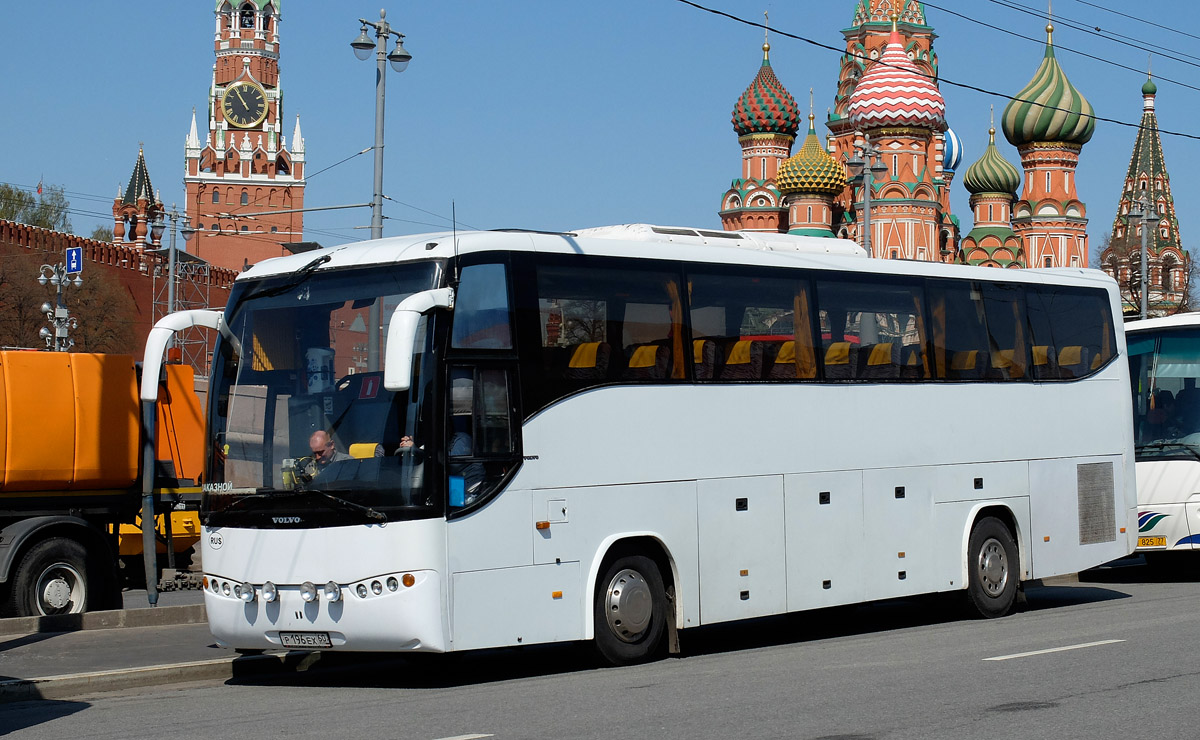 Псковская область, Marcopolo Viaggio II 370 № Р 196 ЕХ 60