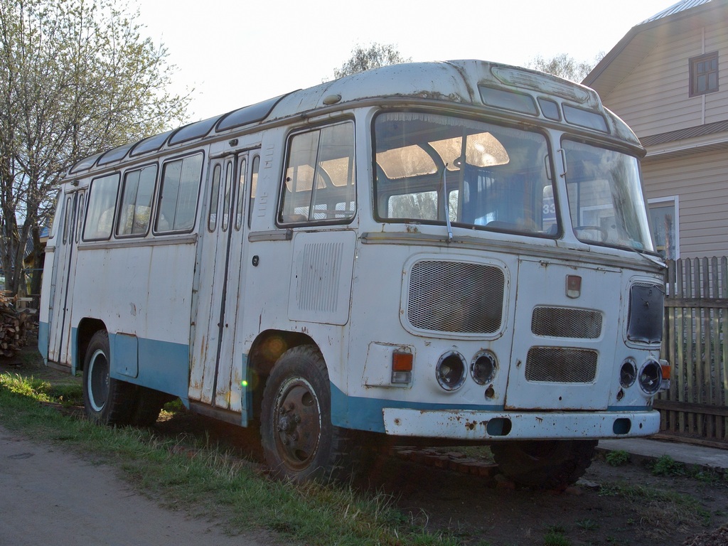 Кировская область, ПАЗ-672М № АУ 8937 43; Кировская область — Автобусы без номеров