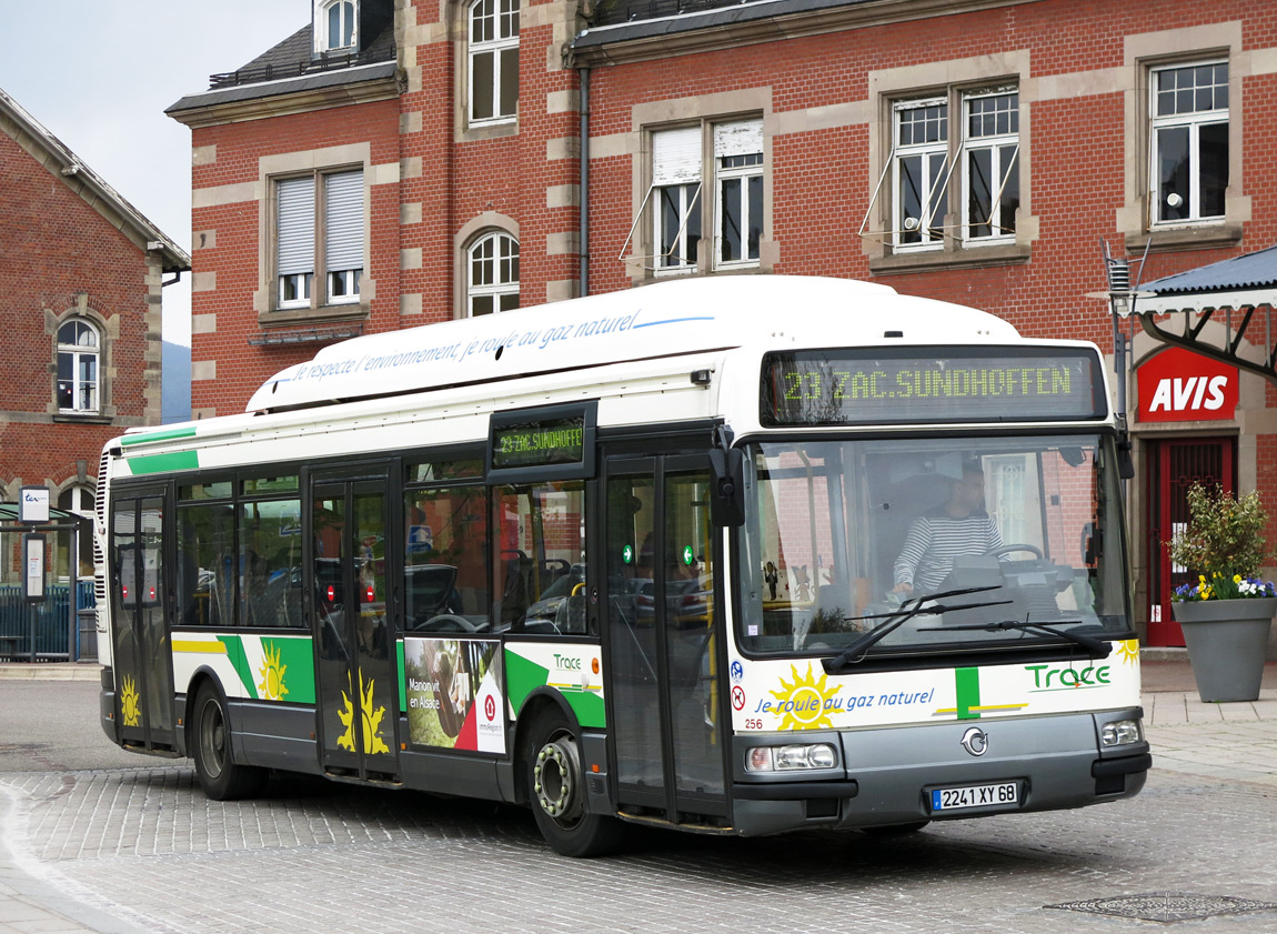 Frankreich, Irisbus Agora S CNG Nr. 256