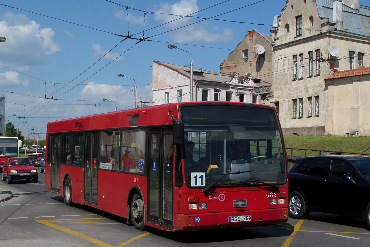 Литва, Van Hool A300 № 682