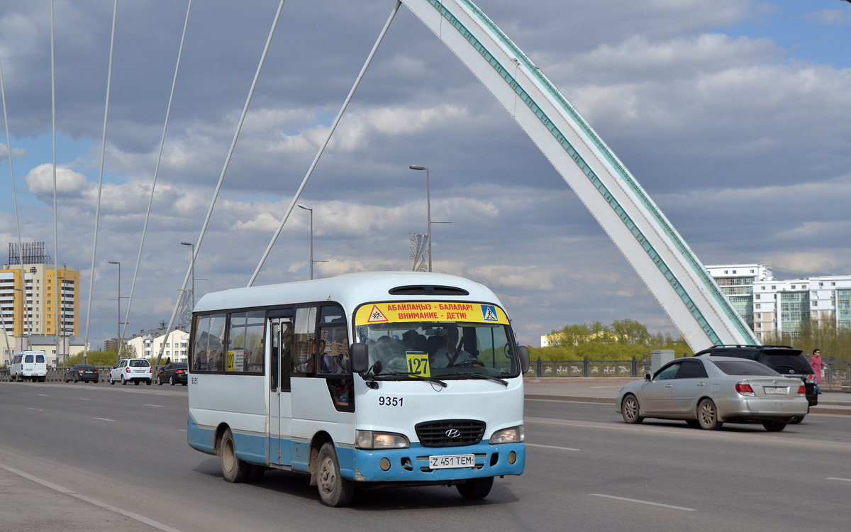 Астана, Hyundai County Super № 9351