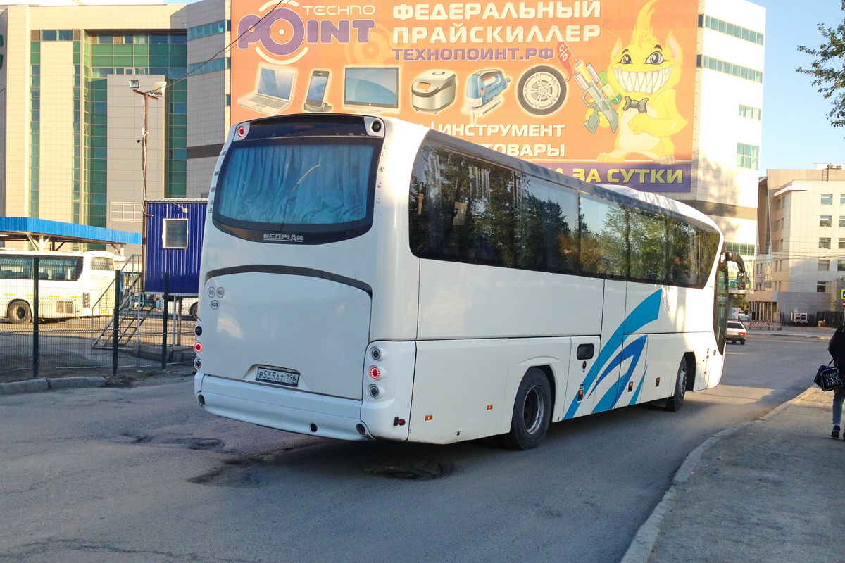 Свердловская область, Neoplan P21 N2216SHD Tourliner SHD № В 555 АТ 196