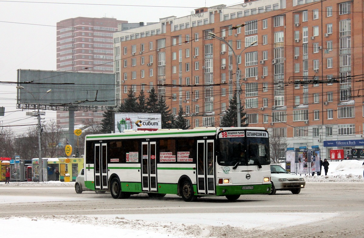 Новосибирская область, ЛиАЗ-5256.36 № В 487 ХО 154