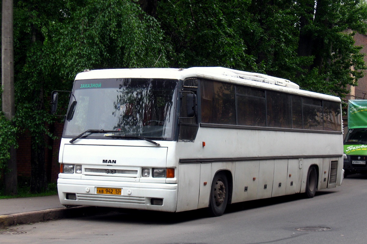 Санкт-Петербург, Ikarus 253.52 № АВ 942 53