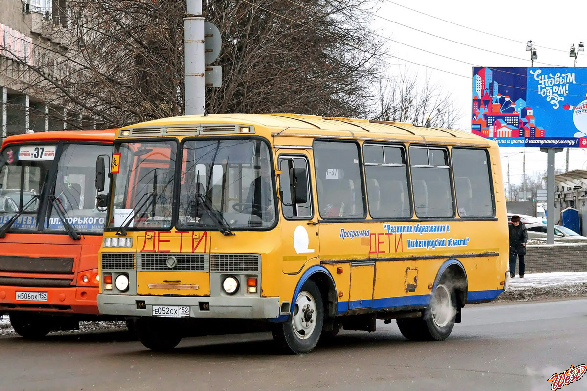 Нижегородская область, ПАЗ-32053-70 № Е 052 СХ 152