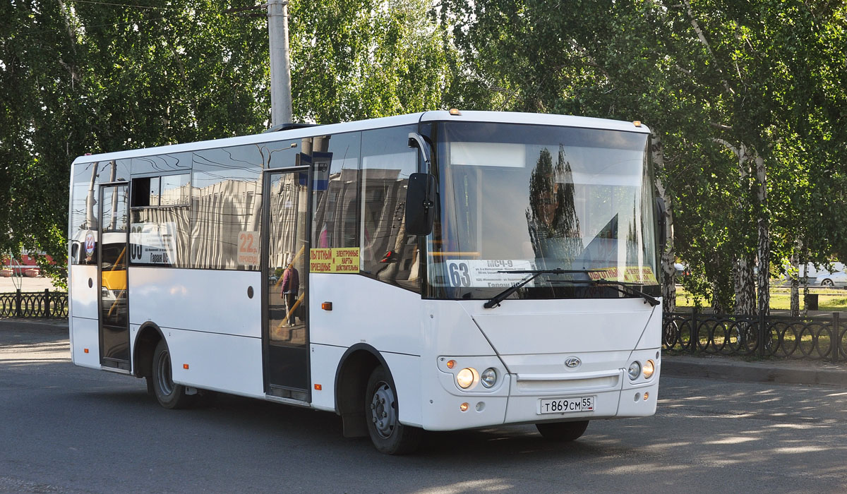 Омская вобласць, Hyundai County Kuzbas HDU2 № Т 869 СМ 55