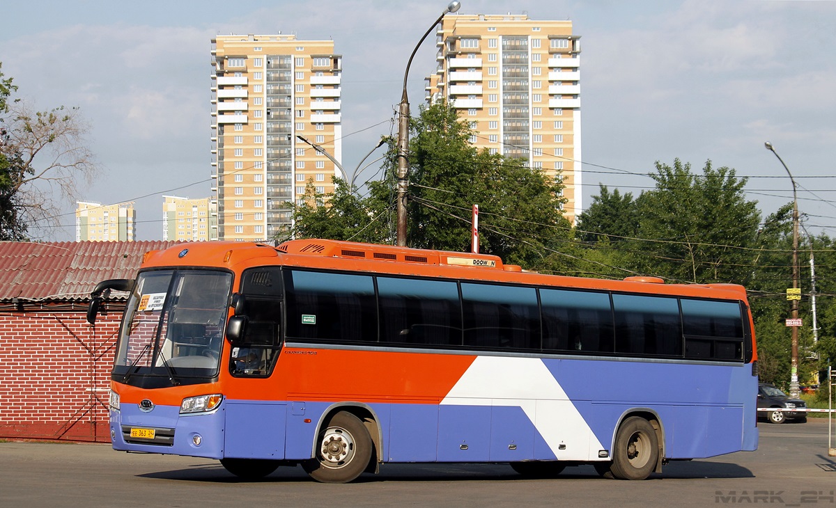 Автобус межгород красноярск. Kia Granbird-2. Красноярск Назарово АВ. Автобус Назарово Красноярск. 557 Красноярск Назарово.