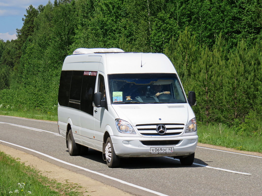 Кировская область, Самотлор-НН-323911 (MB Sprinter 515CDI) № Х 069 ОС 43