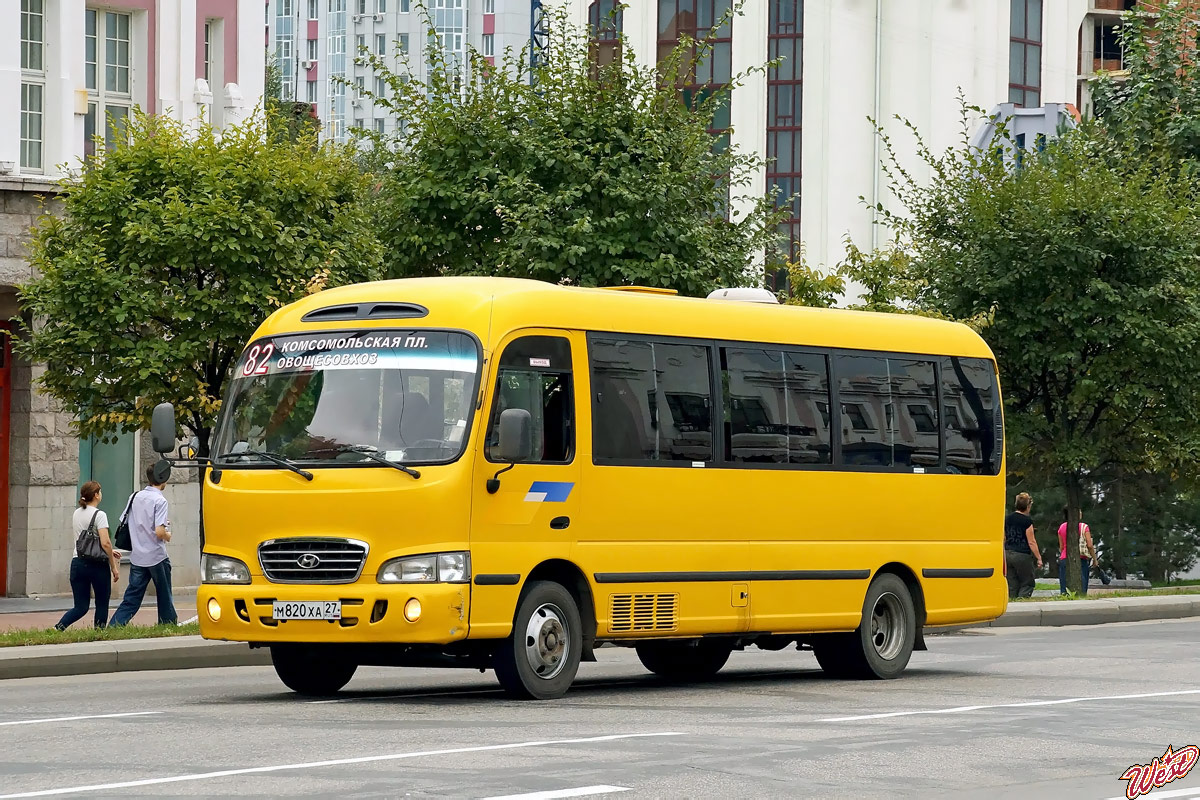 Хабаровский край, Hyundai County Super № М 820 ХА 27