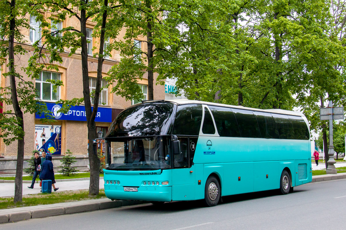 Свердловская область, Neoplan N516SHD Starliner № А 398 МК 196