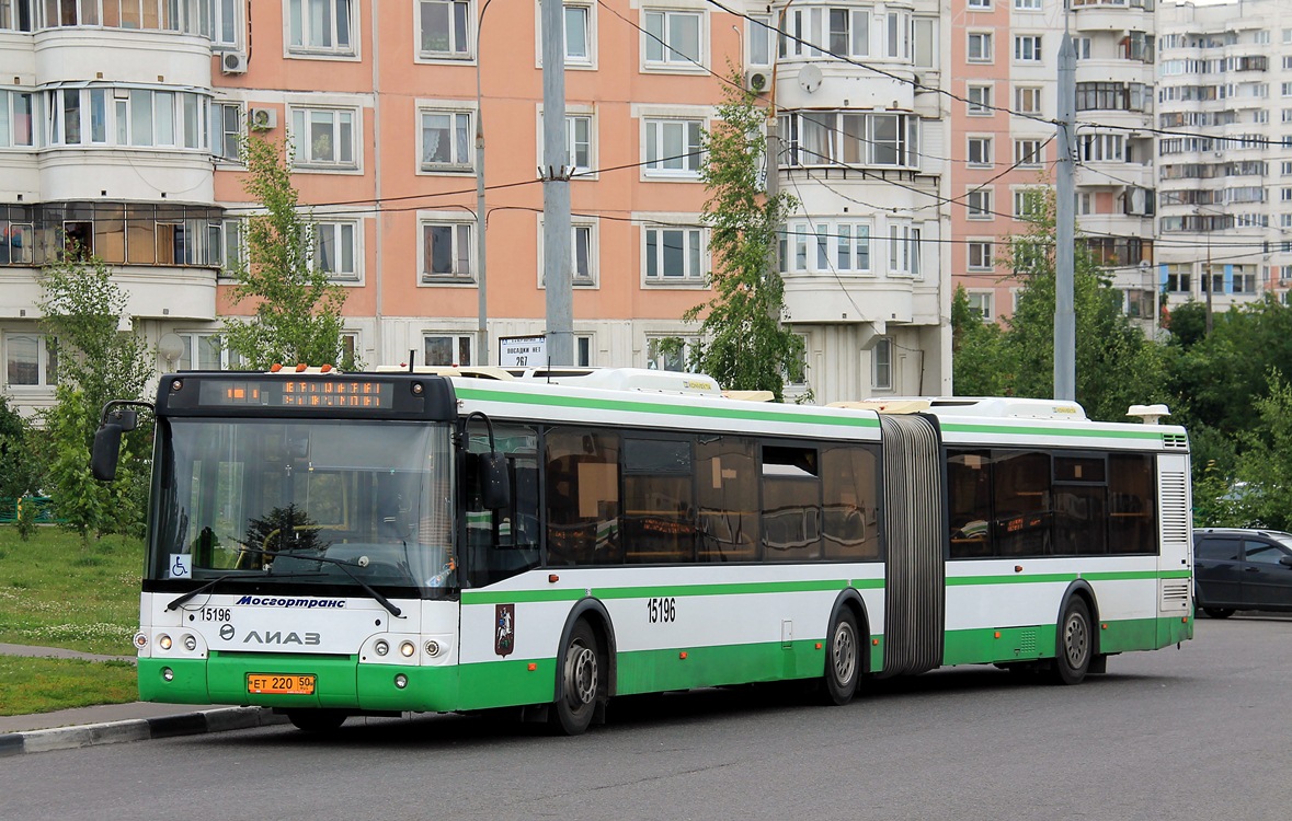 Moskva, LiAZ-6213.22 č. 15196