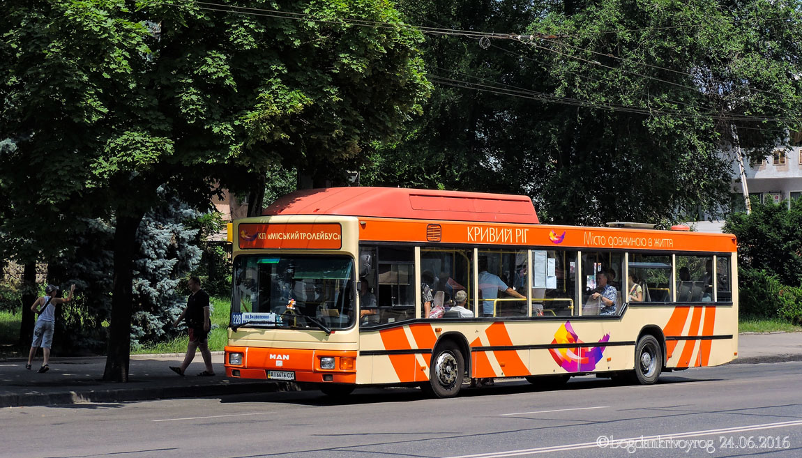 Днепропетровская область, MAN A15 NL232 CNG № AI 6676 CX