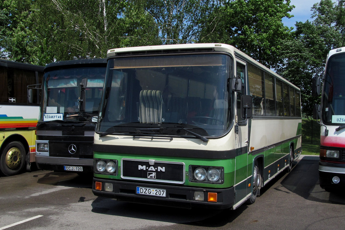 Литва, MAN 595 SR280 № DZG 207