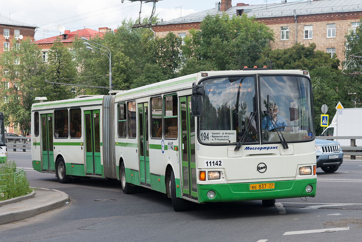 Москва, ЛиАЗ-6212.01 № 11142