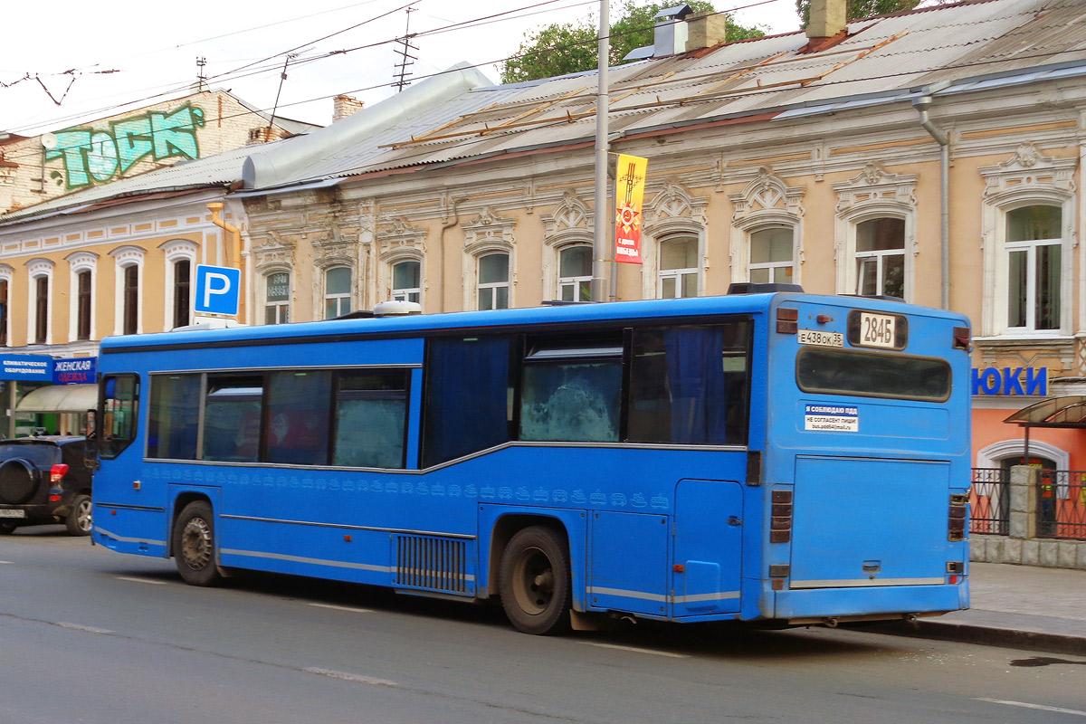 Саратовская область, Scania CN113CLL MaxCi № Е 438 ОК 35