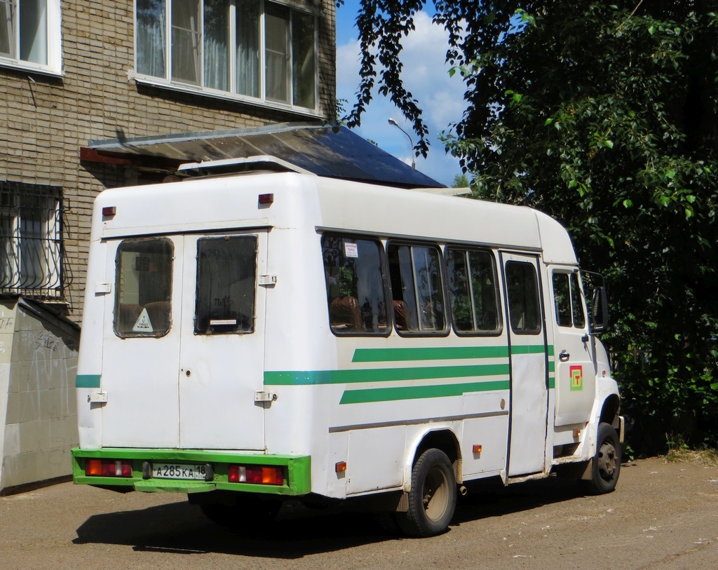 Удмуртия, КАвЗ-3244 № А 285 КА 18