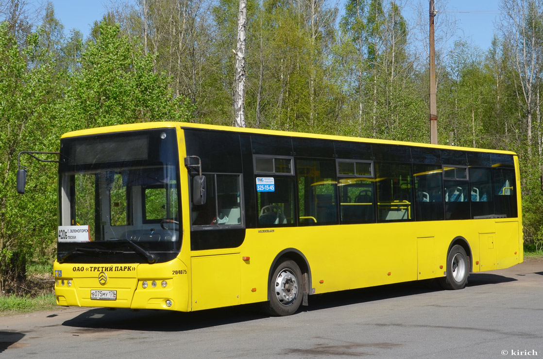 Санкт-Петербург, Golden Dragon XML6125CR № В 075 МУ 178