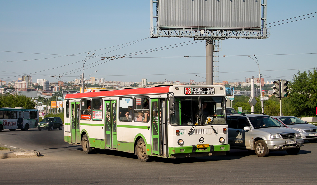 Новосибирская область, ЛиАЗ-5256.35 № КЕ 733 54