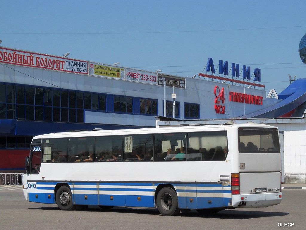 Автовокзал смоленск. Вокзал Смоленск автовокзал. Автовокзал Смоленск автобусов. Автовокзал Ярцево Смоленск.