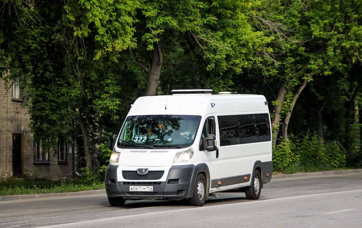 Новосибирская область, Нижегородец-2227SK (Peugeot Boxer) № В 067 СМ 154