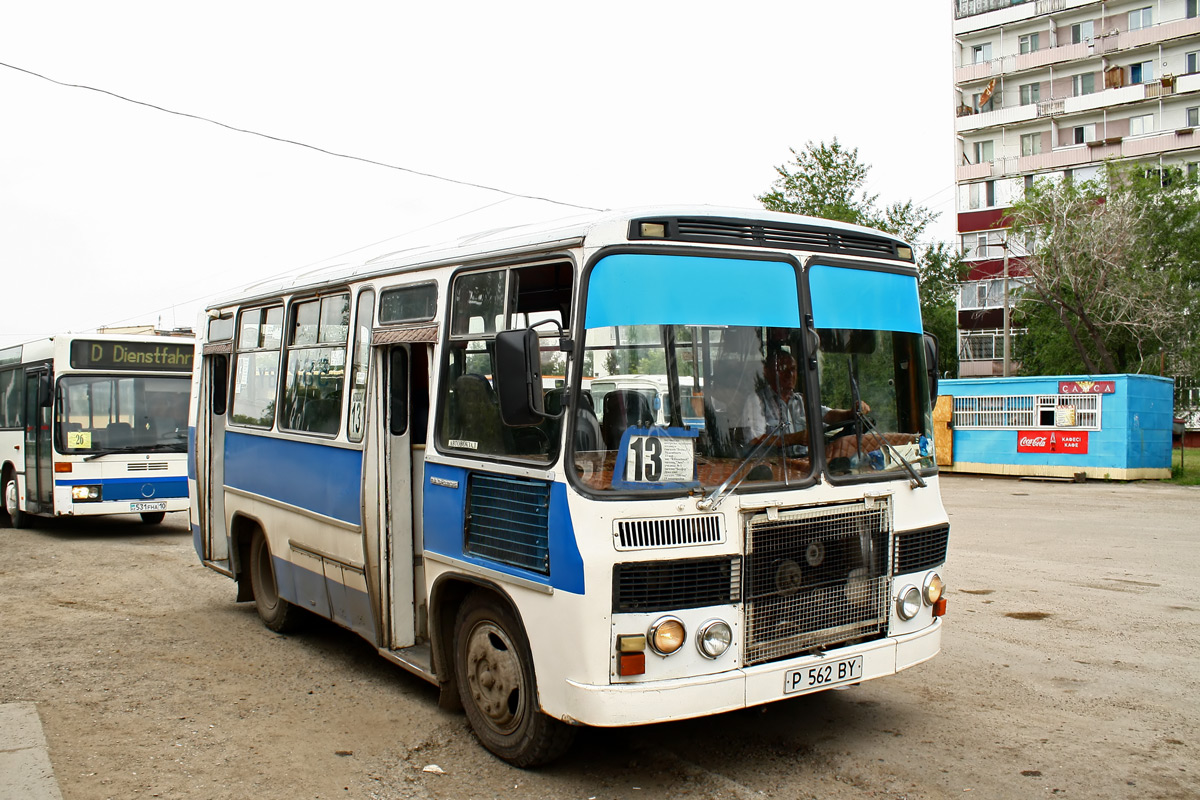 Автобусы костанай сегодня. Рудный автобус. Автобусы Костаная. Город Рудный автобусы. Автовокзал Рудный.