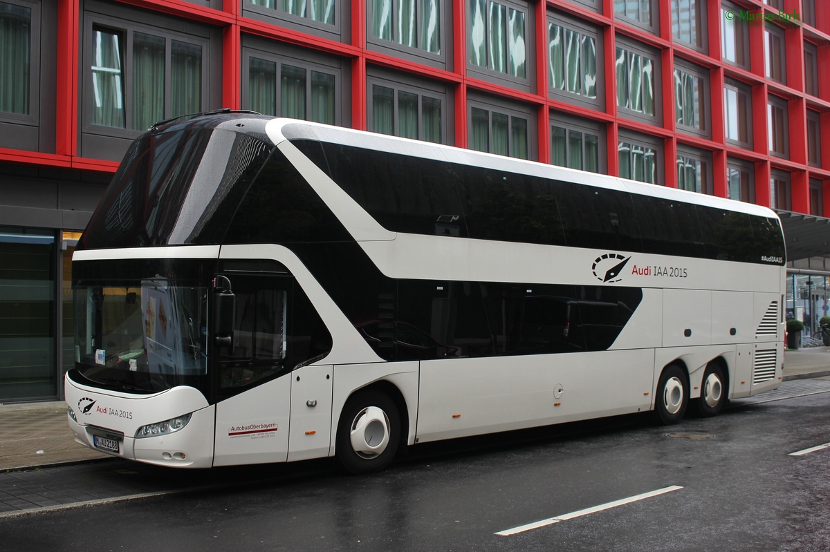 Бавария, Neoplan P05 N1222/3L Skyliner L № 188