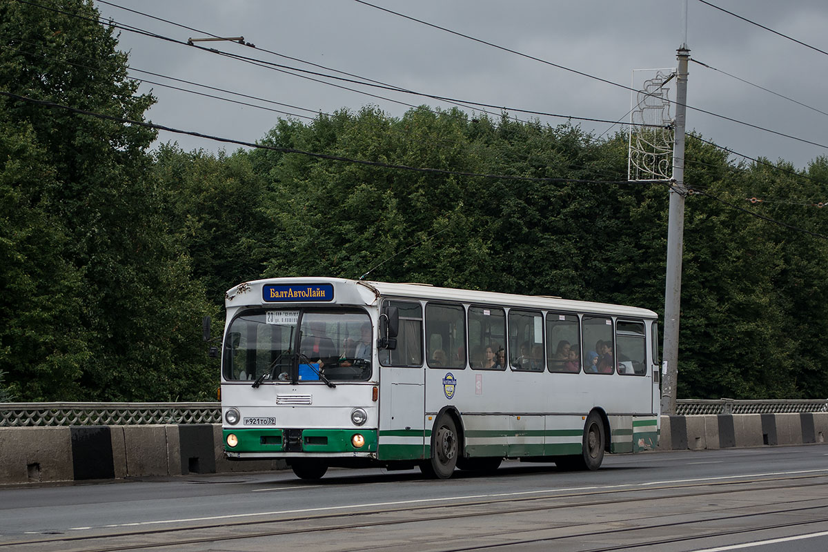 Калининградская область, Mercedes-Benz O305 № 208