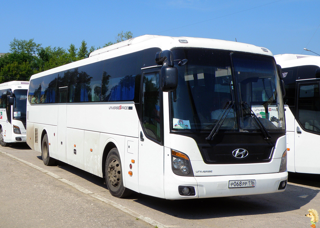 Татарстан, Hyundai Universe Space Luxury № Р 068 РР 116