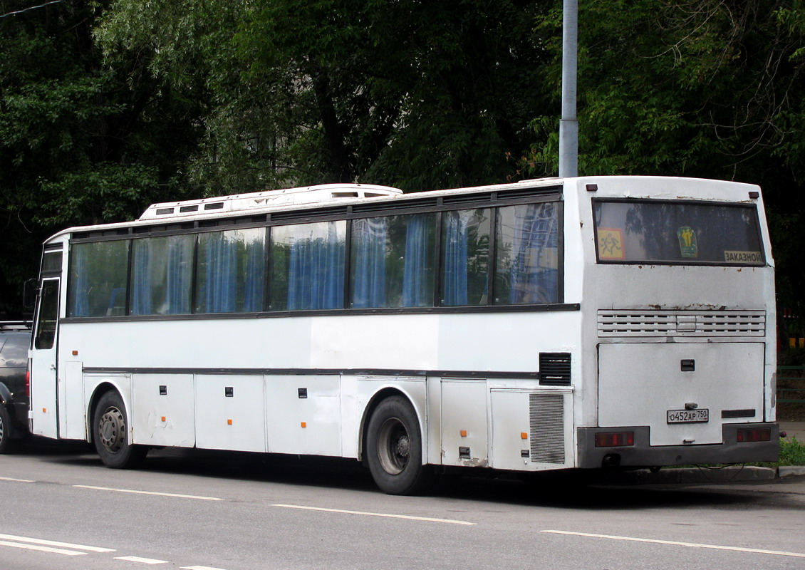 Moscow, TAM-260A119 # О 452 АР 750