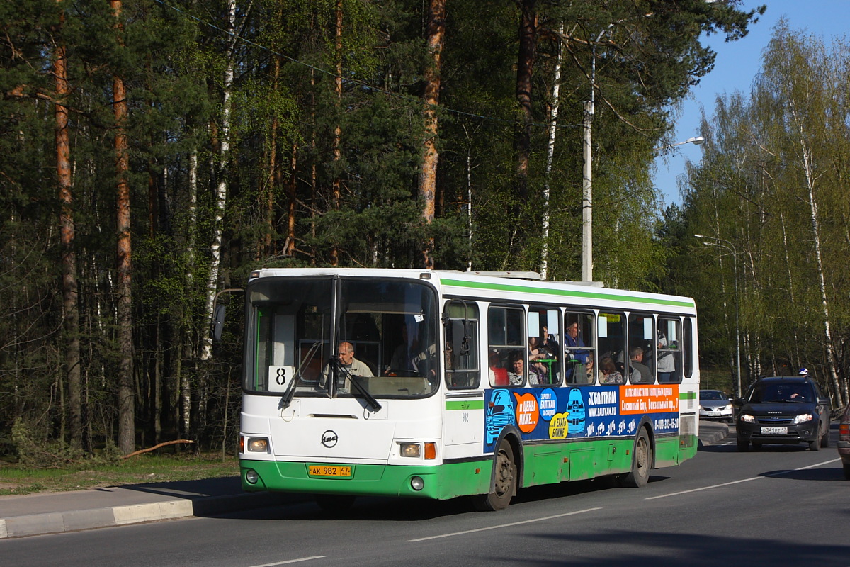 Ленинградская область, ЛиАЗ-5256.26 № 982