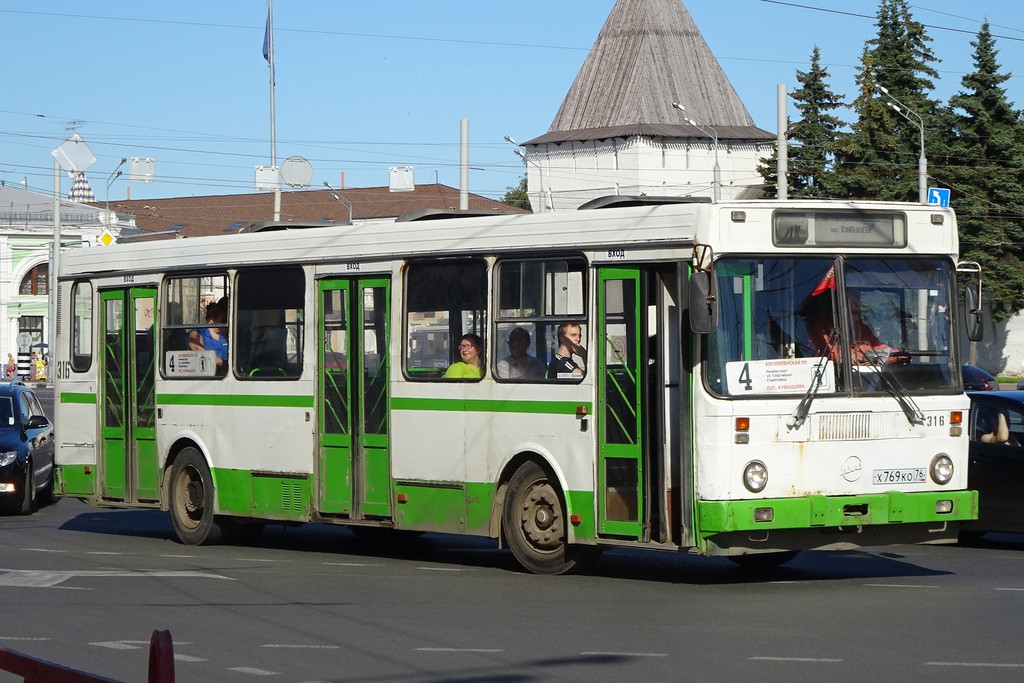 Yaroslavl region, LiAZ-5256.30 # 316