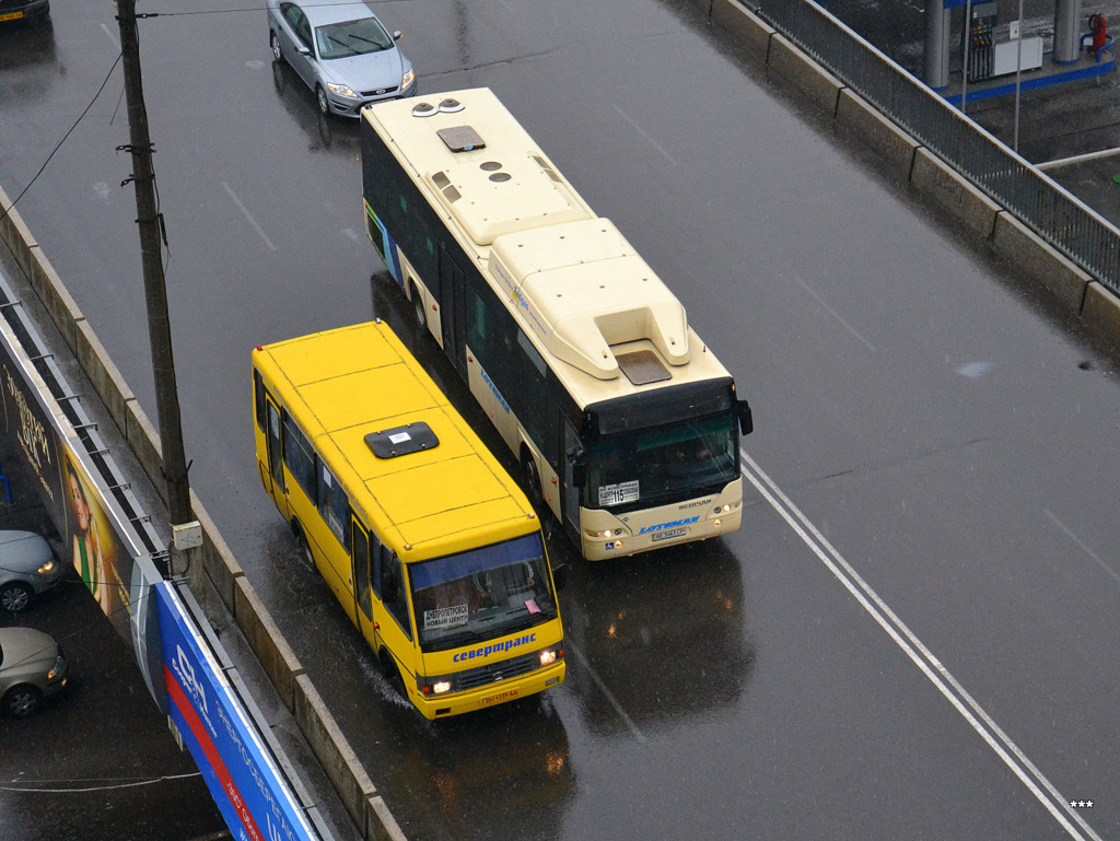 Dnepropetrovsk region, BAZ-A079.14 "Prolisok" sz.: 4314; Dnepropetrovsk region, Neoplan N4416Ü CNG Centroliner sz.: AE 5463 CP