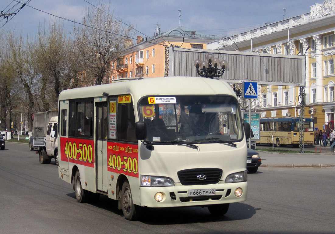 Алтайский край, Hyundai County SWB C08 (РЗГА) № У 666 ТР 22