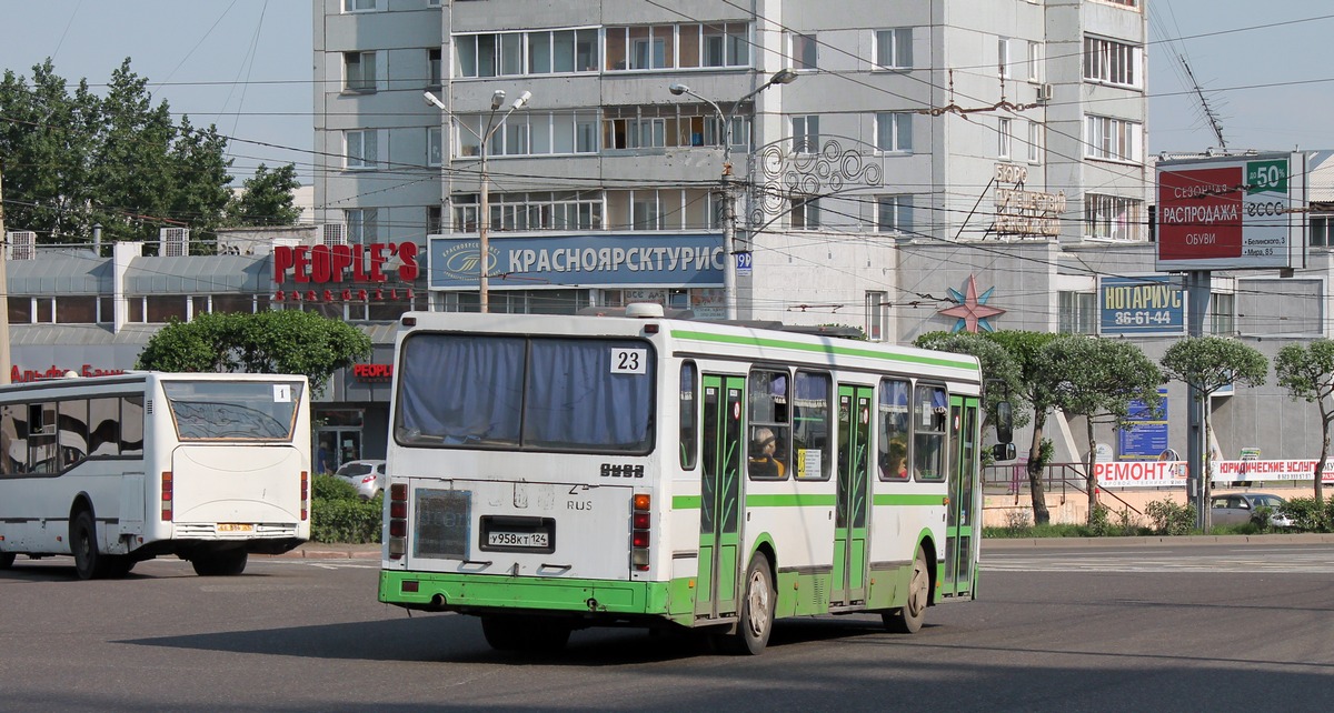 Region Krasnojarsk, LiAZ-5256.45 Nr. У 958 КТ 124