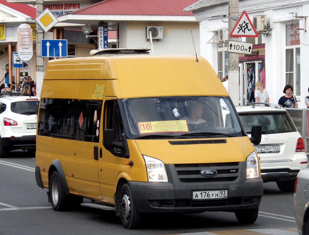 Краснодарский край, Нижегородец-222702 (Ford Transit) № А 176 УН 93