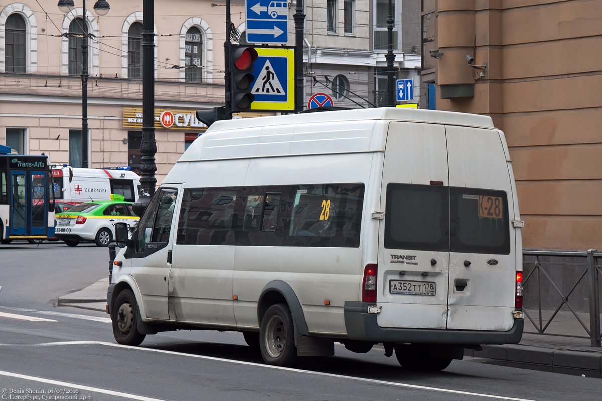 Санкт-Пецярбург, Нижегородец-222708  (Ford Transit) № А 352 ТТ 178