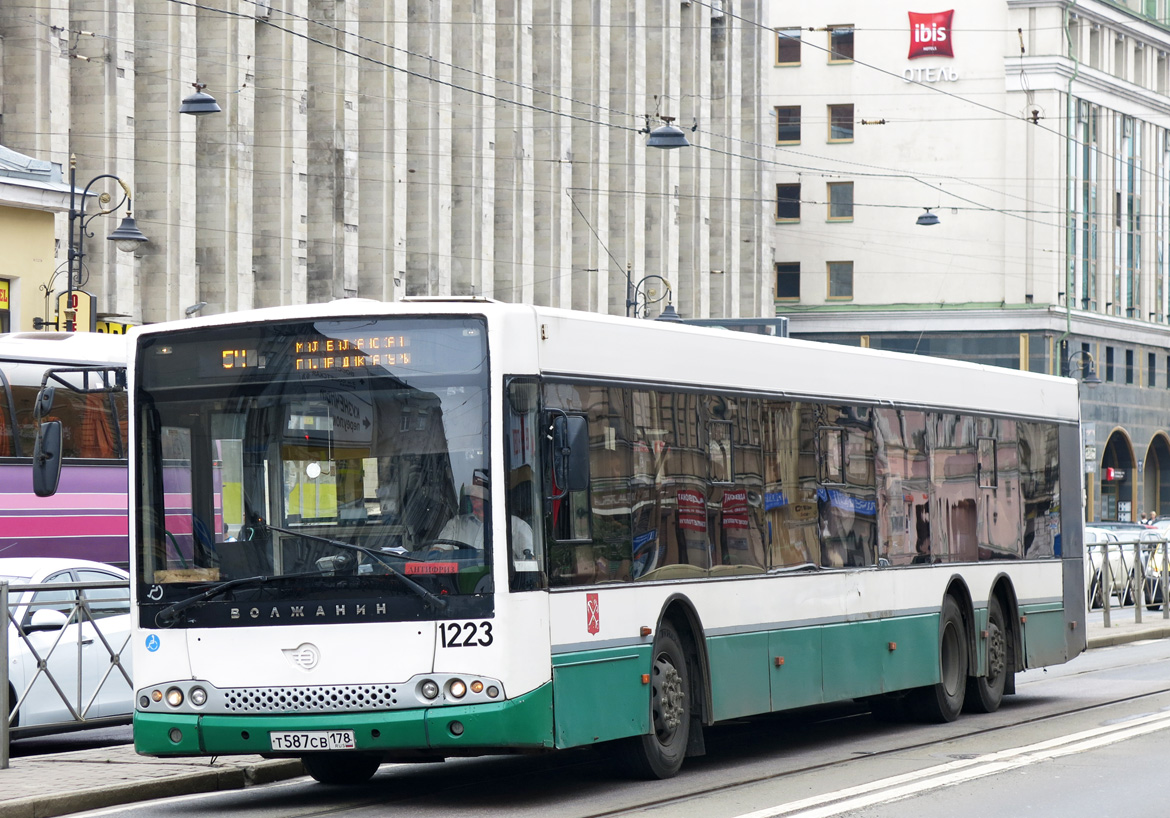 Санкт-Петербург, Волжанин-6270.06 