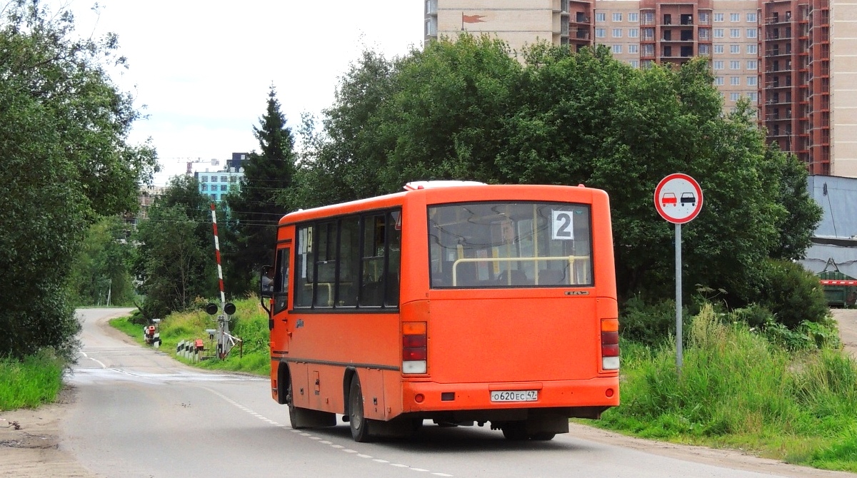 Leningrad Gebiet, PAZ-320402-05 Nr. О 620 ЕС 47