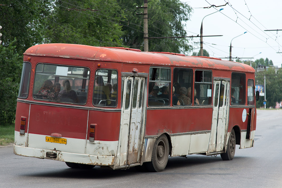 Saratov region, LiAZ-677MB Nr. АТ 344 64