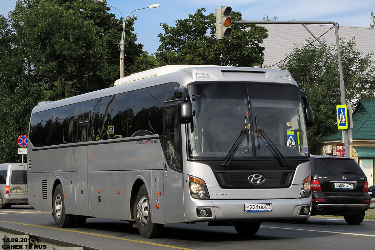 Москва, Hyundai Universe Space Luxury № М 221 ОО 77