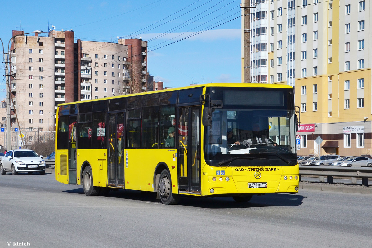 Санкт-Петербург, Golden Dragon XML6125CR № В 271 КМ 178