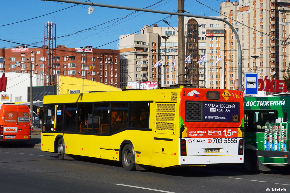 Санкт-Пецярбург, МАЗ-103.485 № В 632 РР 178